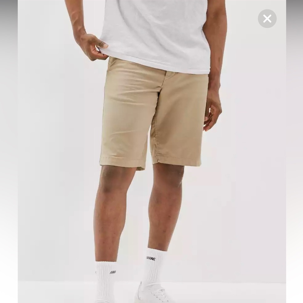 Men’s American Eagle 12” shorts